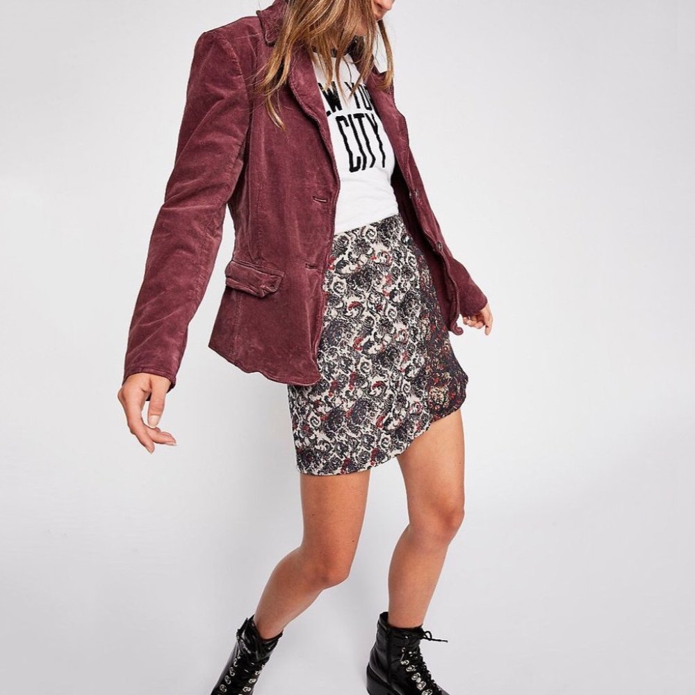 NWT FREE PEOPLE Byron Blazer in Mulberry #AQ20 - Picture 1 of 8